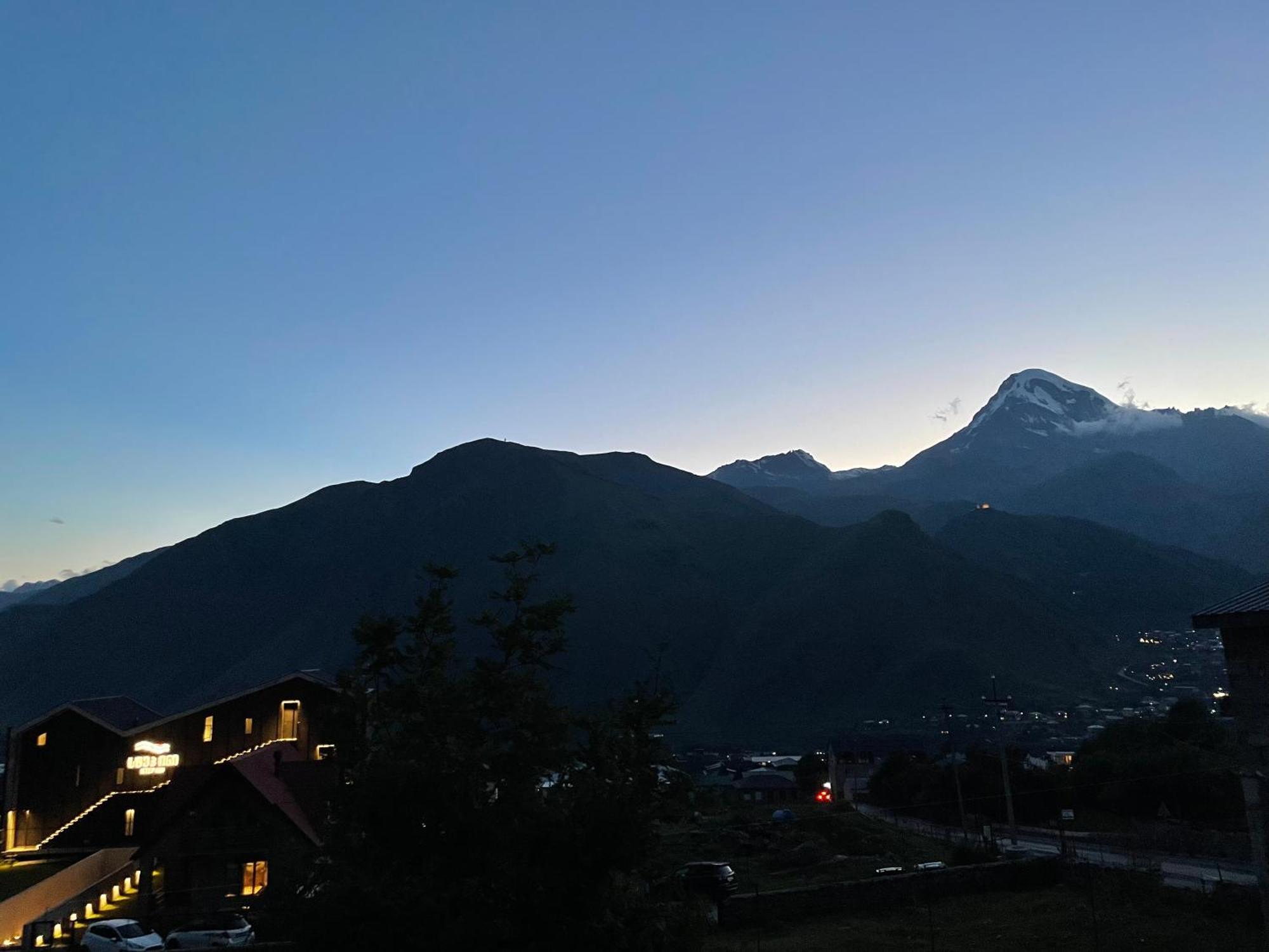 Jamarjeti Hotel Kazbegi Eksteriør billede