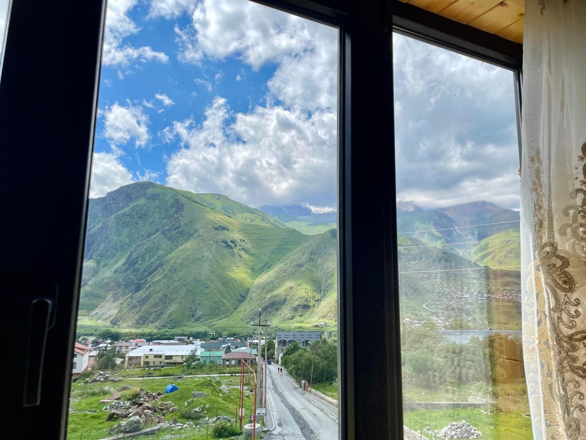 Jamarjeti Hotel Kazbegi Eksteriør billede